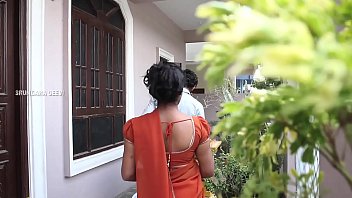 Village Aunty  Saree  Dropped Romantic Video