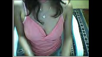 pinoy camgirl frolicking her puss