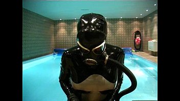 gas mask breathplay by the pool
