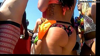 candid bum phat ass milky girl whooty close.